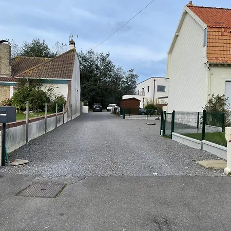 Maison Avec Terrasse Et Jardin A 600m De La *